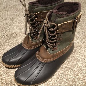 EUC Duck Boots